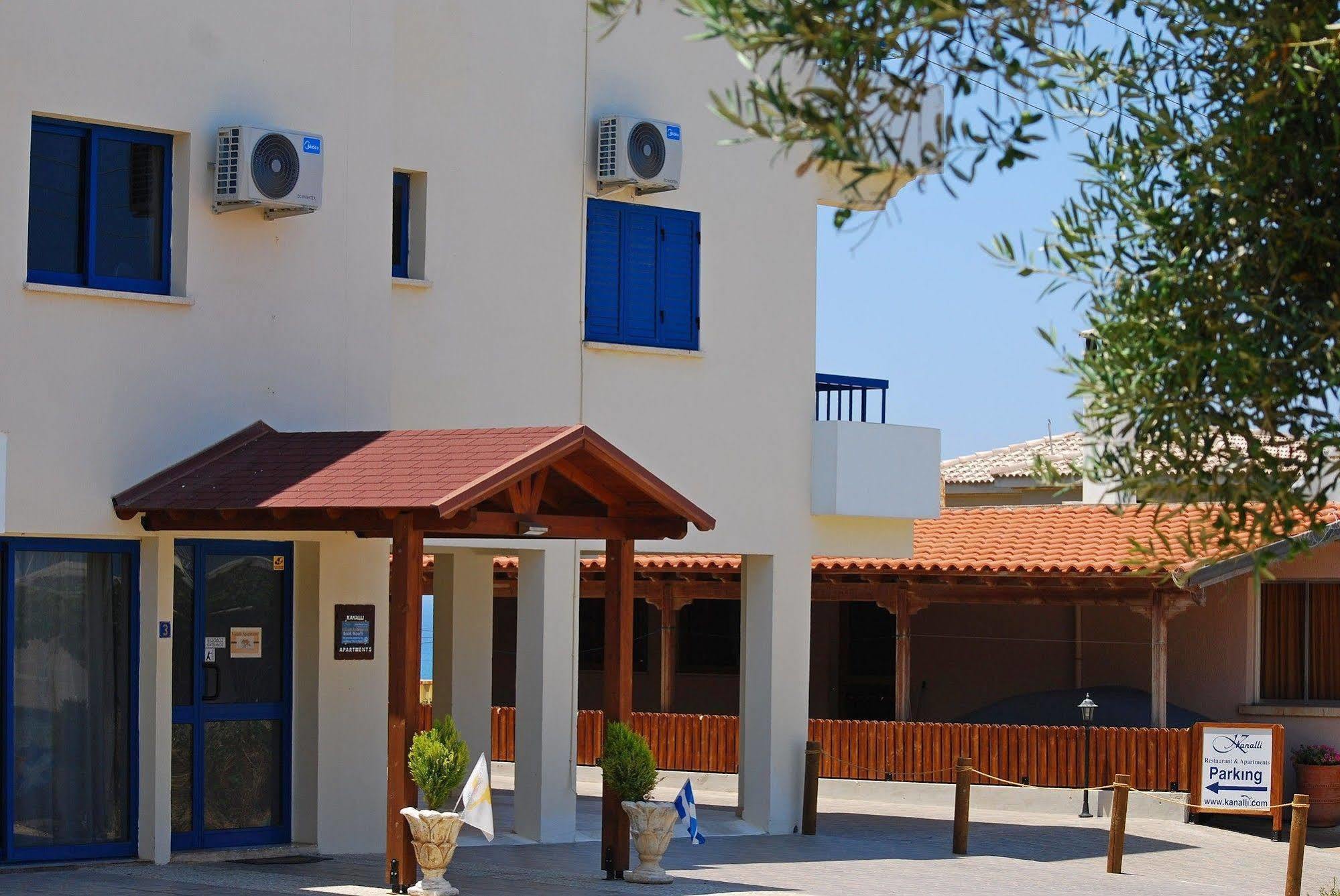 Kanalli Apartments Pomos Exterior photo